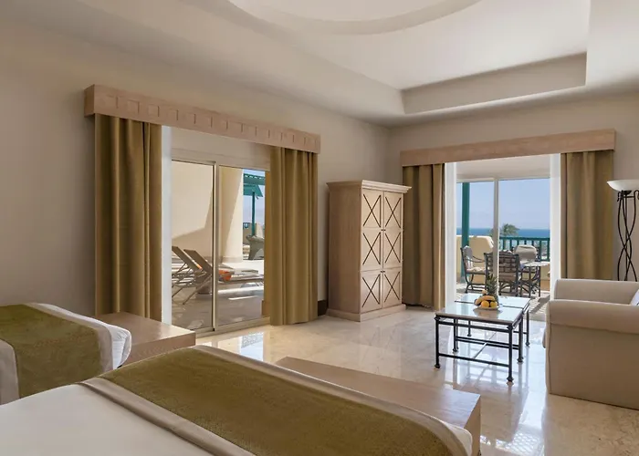 The Bayview Heights Resort 5*