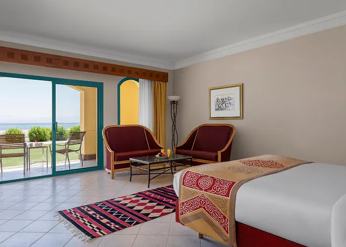 Resort The Bayview Heights 5*