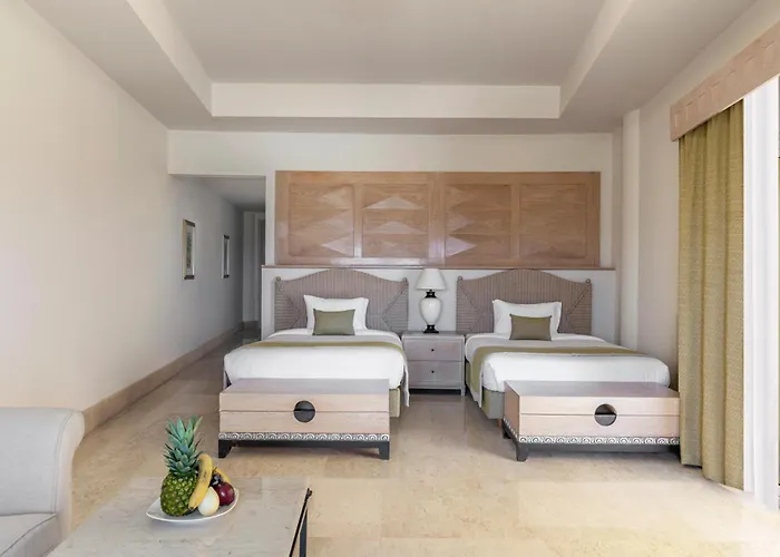 The Bayview Heights 5*